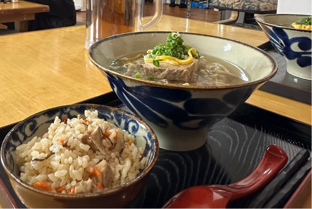 宮古そばのセット